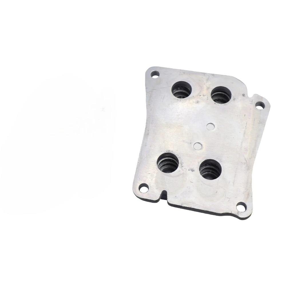 Engine Oil Cooler for Mercedes W203 W204 W211 C200 C230 W203 W204 CL203 M271 1.8T OE# A2711880401
