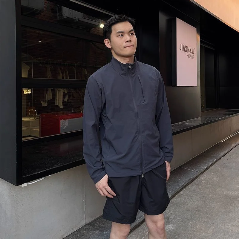 

Модная летняя тонкая повседневная куртка-футболка унисекс с воротником-стойкой и длинным рукавом, водонепроницаемая, для активного отдыха, большие размеры (до 300 фунтов)