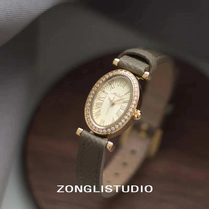 Luxe dameshorloge Ovale diamanten set 20 mm kleine wijzerplaat Vintage lederen dames quartz horloge waterdichte klok een cadeau