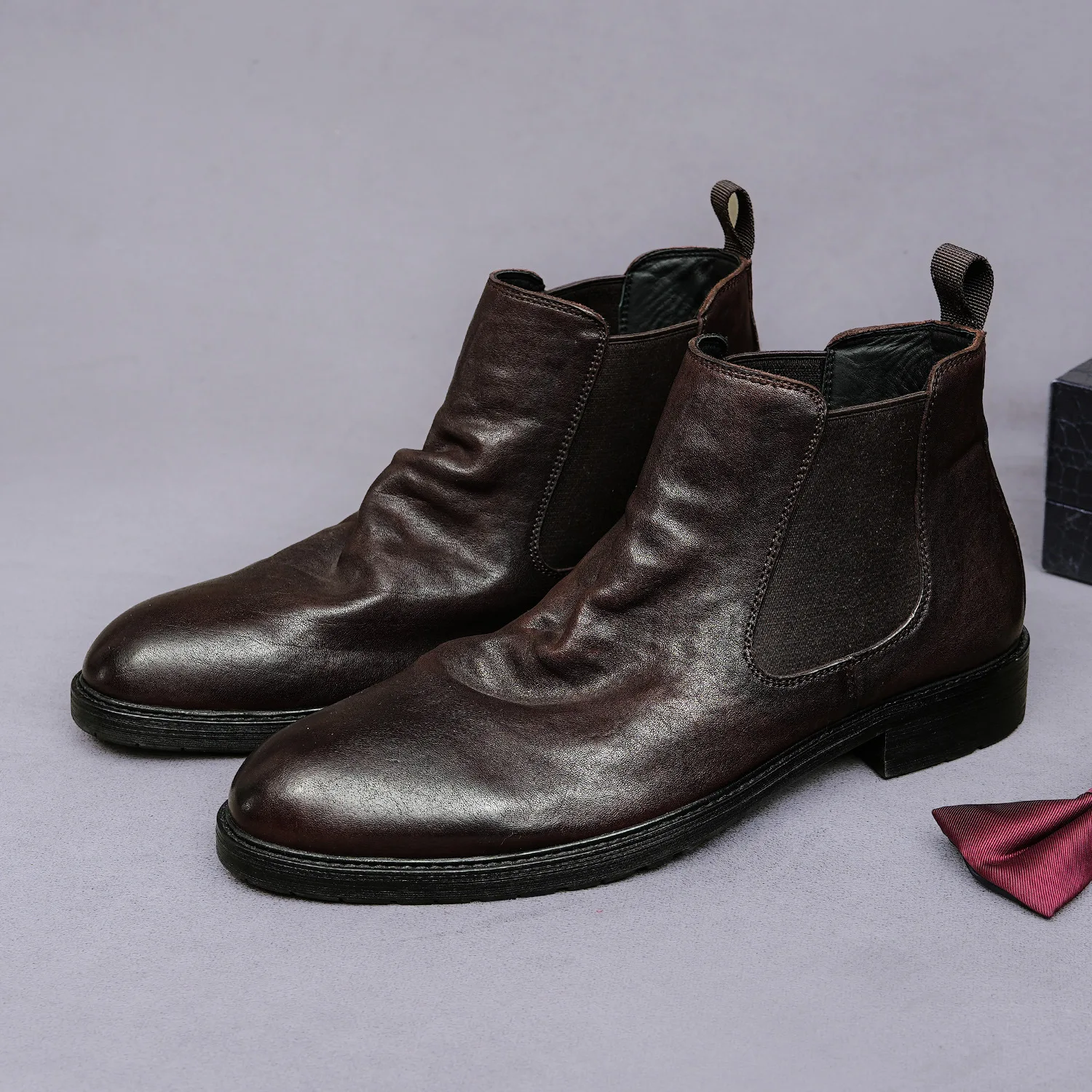 Vintage Wrinkled Leather Ankle Boots 3.2Cm Low Block Heel Side Zipper Closure Soft Upper Casual Dress Short Boot for Daily Wear