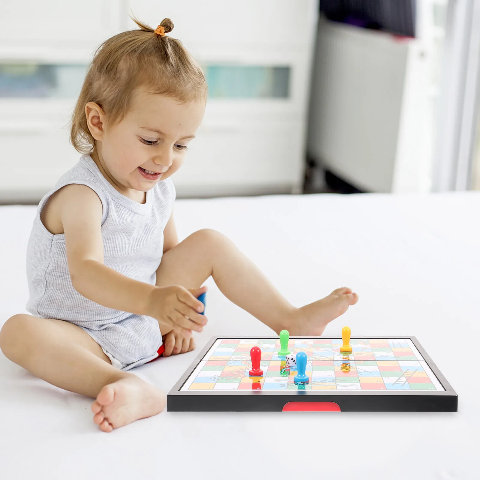 

1Set Snakes Ladders Chess Board Foldable Magnetic Design Family Board Game Interactive Play for Kids Adults