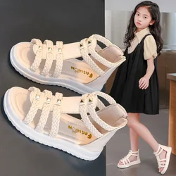 Sandali romani per ragazze Open Toe intrecciato tinta unita rivetti semplici alti nuova estate scarpe Casual piatte vuote moda per bambini Casual