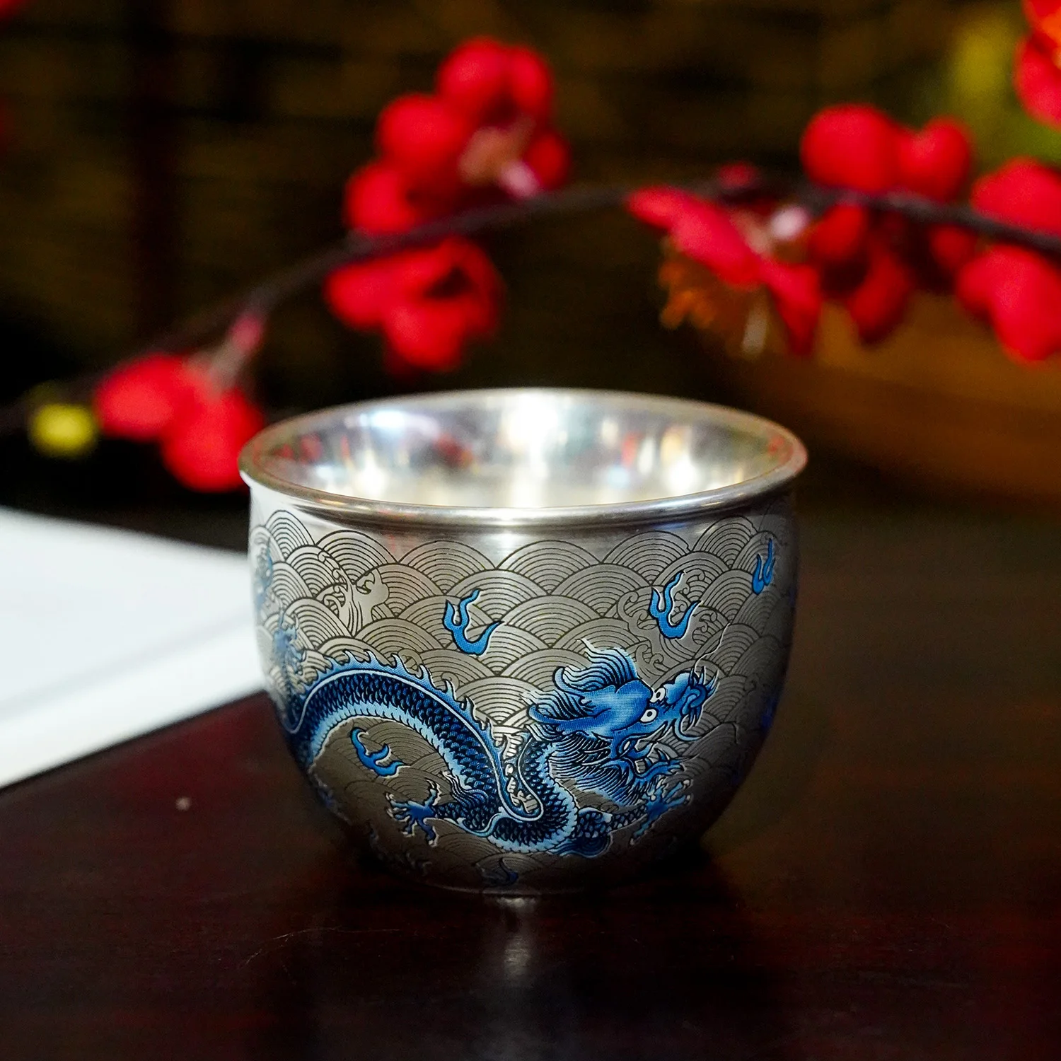 

JT05 Light Silver Master Cup Single Cup "Double Dragon Play Beads" Tank Table Decoration Ornament