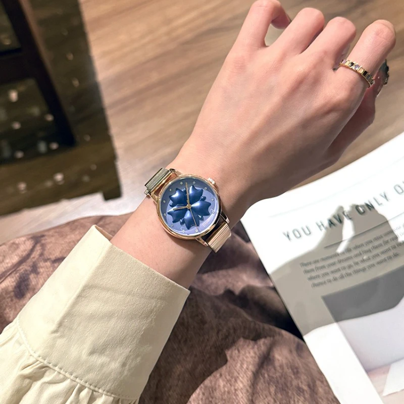 New fashion niche light luxury women's waterproof watch simple trend steel belt casual quartz watch birthday gift
