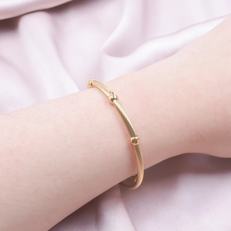 1Pc Proste koraliki ze stali nierdzewnej Twist Cable Wire Bransoletka dla kobiet Kpop Style Punk Otwarty nadgarstek Mężczyźni Bangle Biżuteria Akcesoria — zdjęcie 5