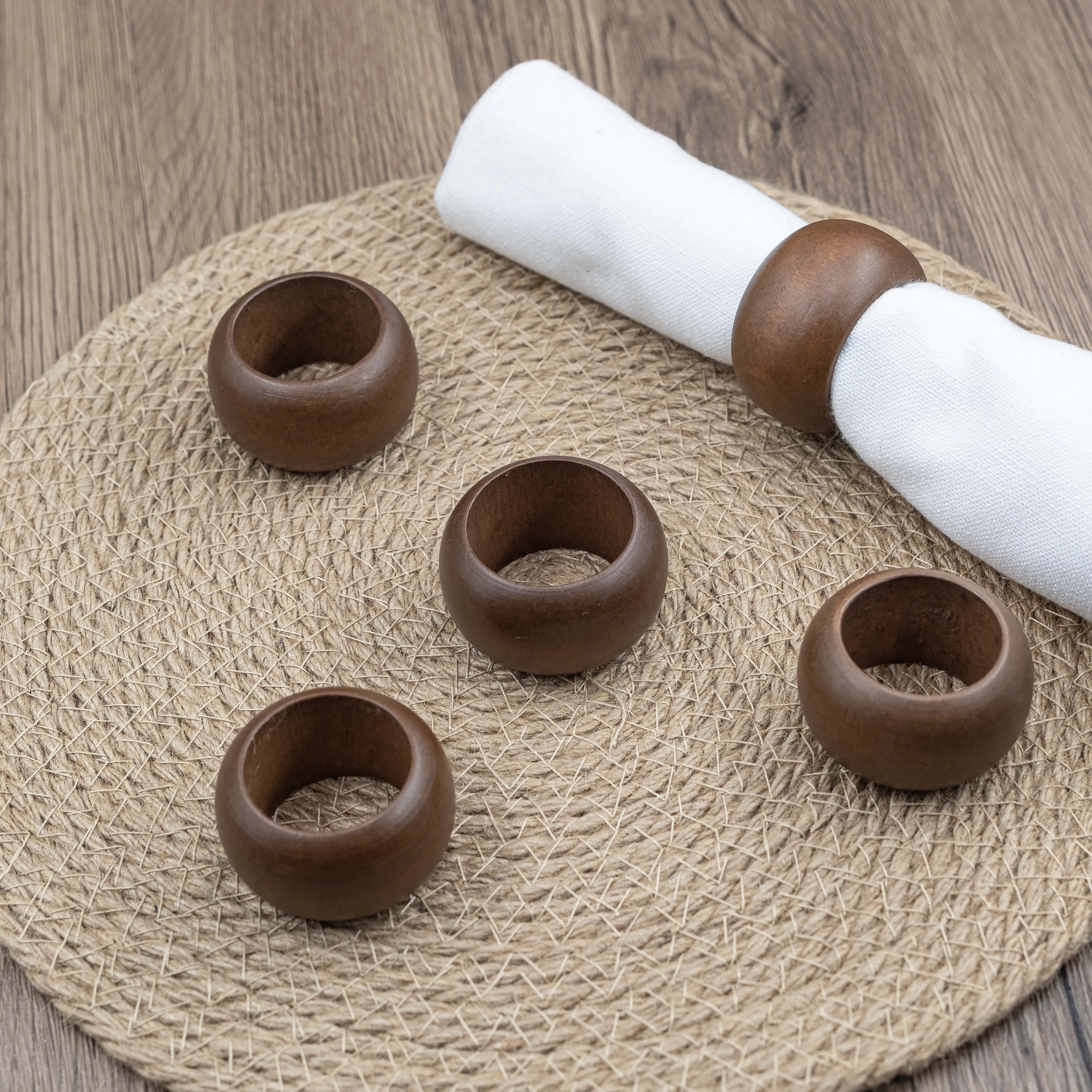 6-Pack Wooden Napkin Rings, Hemlock Wood Table Napkin Holder, Handcrafted Decorative Napkin Rings for Weddings, Banquets, Famil