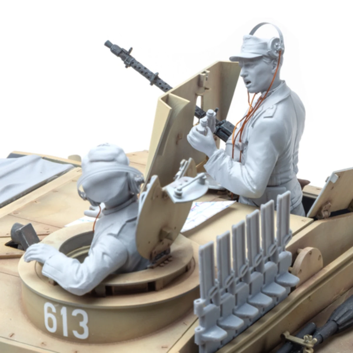 1/16 Resin unpainted model kit, military theme, German tank crew unassembled and unpainted GK