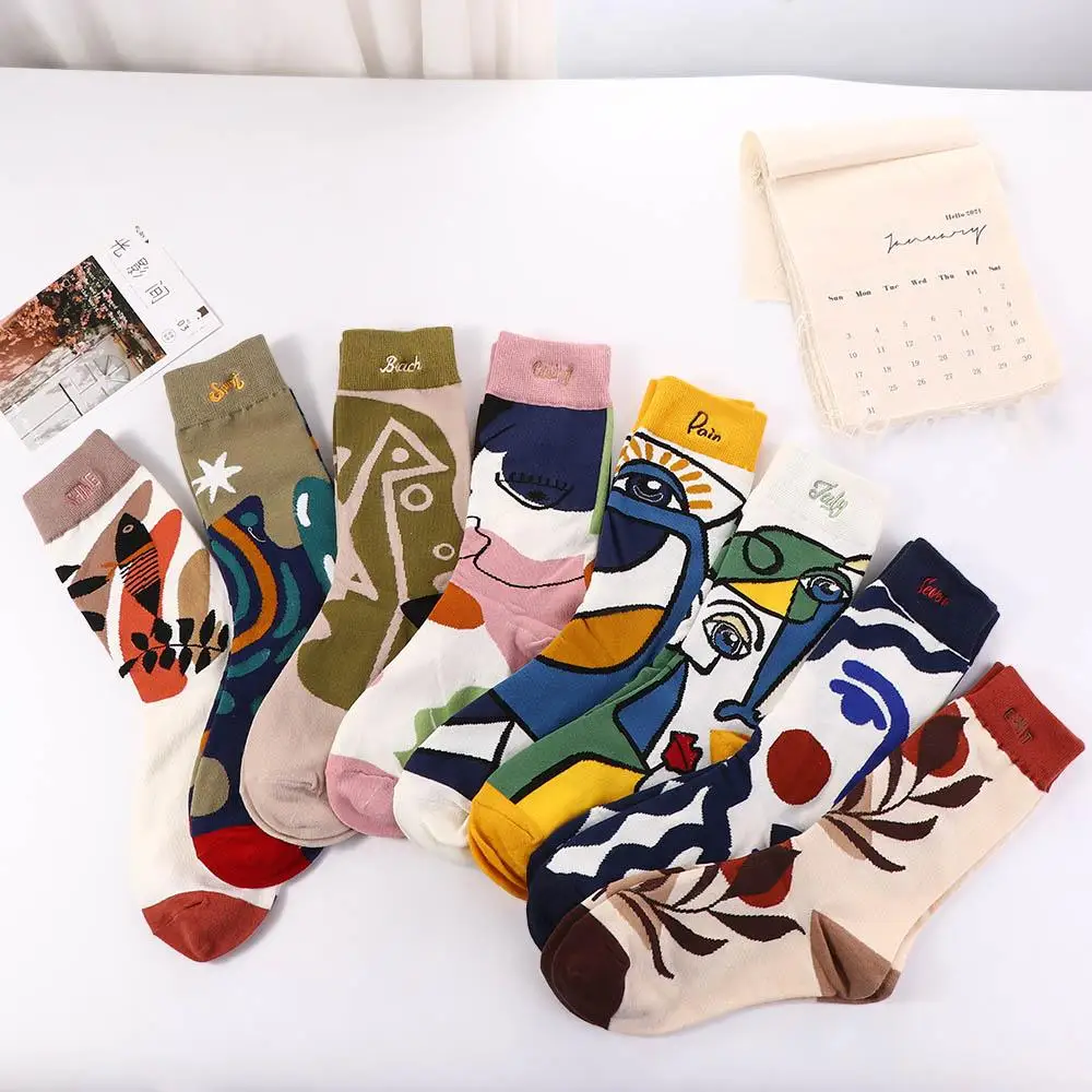 Personality tide socks fashion ins trend graffiti sports couple socks in the tube letter embroidery cotton socks