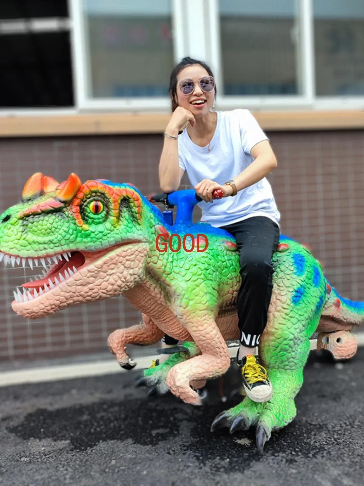 Simulation Amusement Twist Dragon Children's Cartoon Toy Car Dinosaur Electric Vehicle