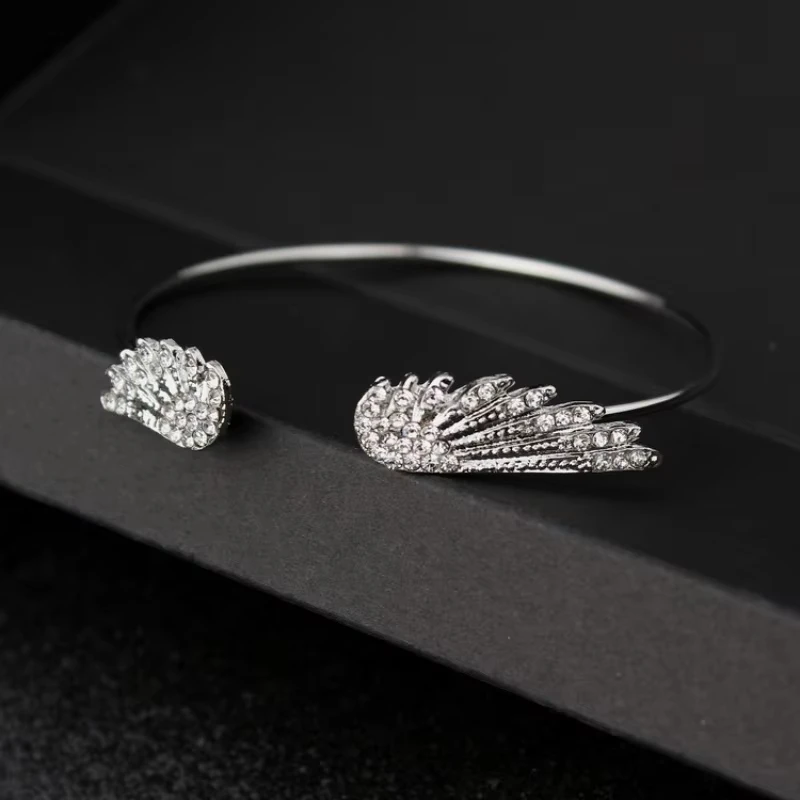 Silver Color Angel Wings Open Bracelet for Women Trendy Accessories Personalization Simple New Adjustable Bracelet Party Jewerly