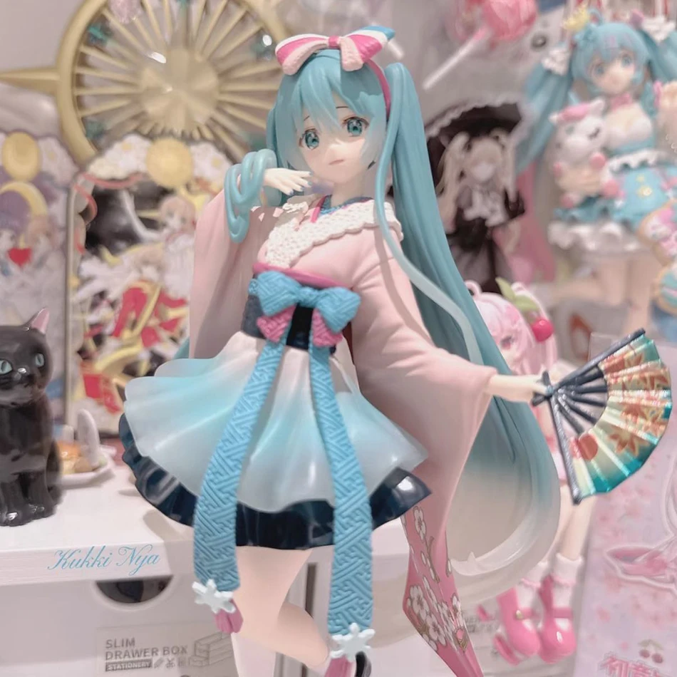 In Stock Hatsune Miku In A Wor - Model Kit Hatsune Miku ulasan dan harga