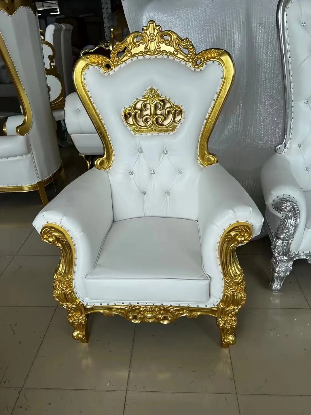 Wholesale China Wedding Furniture Gold King Child Kids Throne Chair for Party view 3
