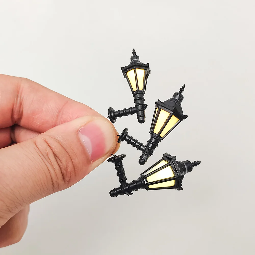 

10pcs 1:200-1:25 Miniature Wall Lamp Model 3V led ABS Warm Hanging Light DIY Model Making Lamppost HO O N G Scale for Diorama