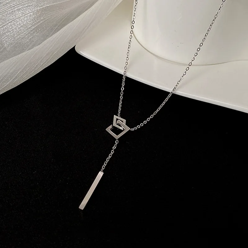 Fashion Light Luxury European and American Square Necklace Classic Simple Double Buckle Stainless Steel Clavicle Chain