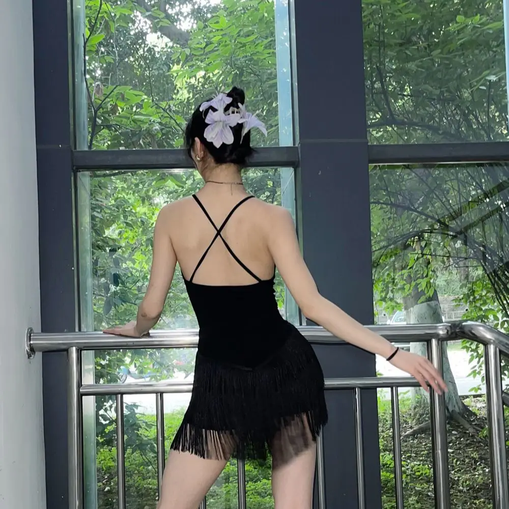 Costume de danse standard national latin personnalisé pour femmes adultes, costume d'entraînement, sexy, bretelles, ensemble de costumes de performance, robe à franges