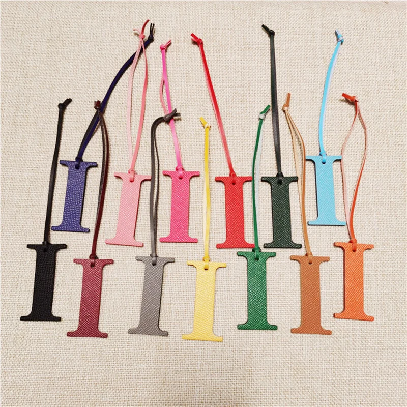 Cowhide Leather 26 Letters Keychain Simple Solid Color Key Ring Purse Schoolbag Ornaments Car Key Holder Alphabet Keychains