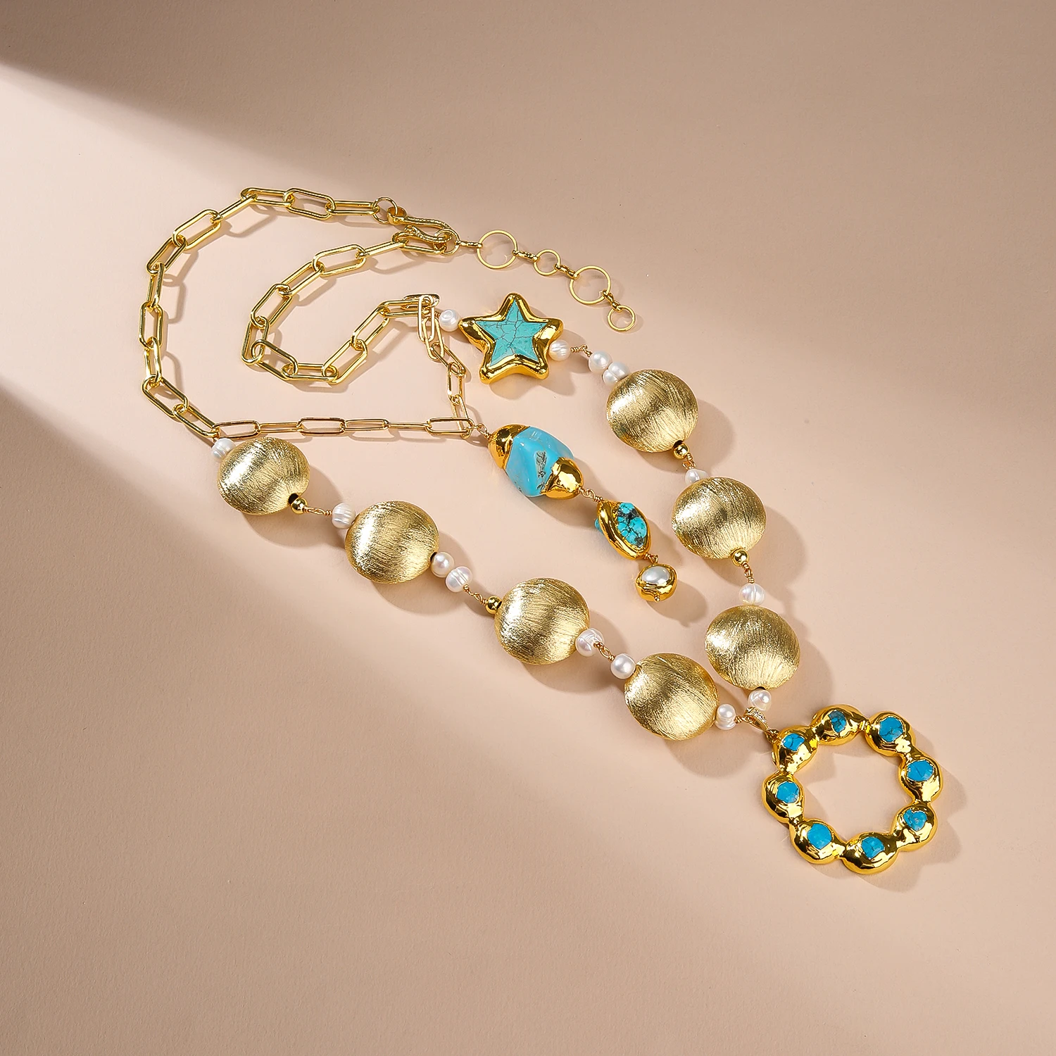 

Women's Natural Blue Turquoise and Freshwater Pearl Beads Necklace Copper Bezel Charm Jewelry for Weddings and Parties