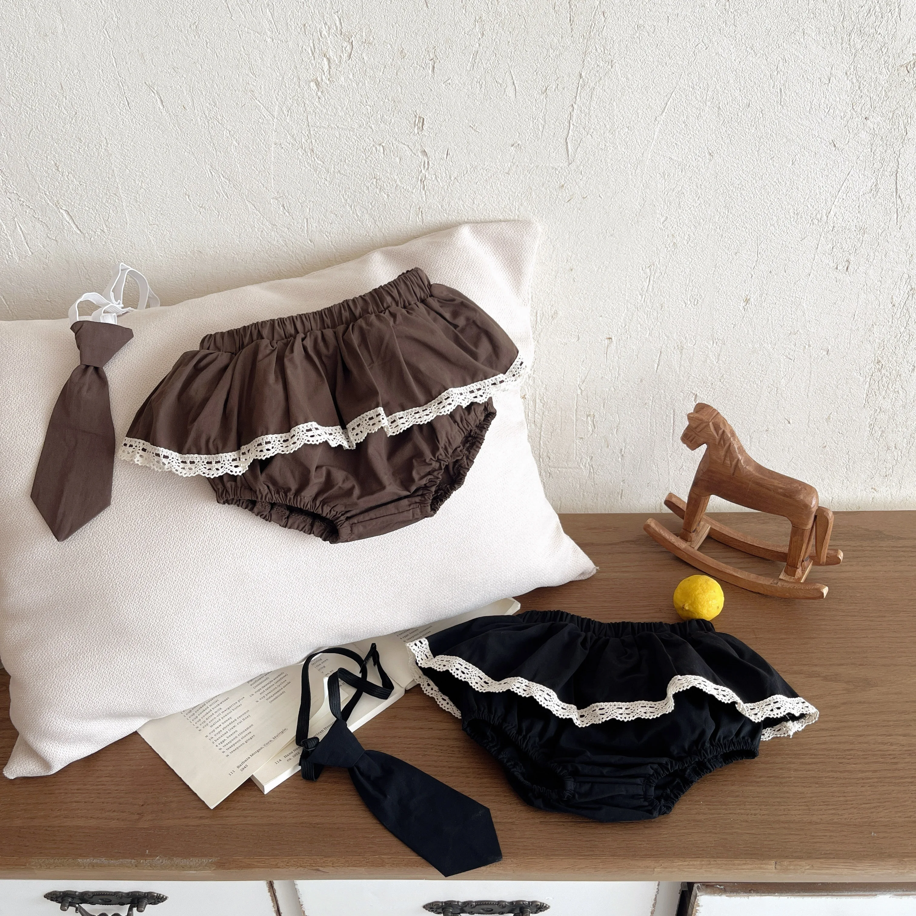 

New autumn baby clothing for 0-3 years old, fashionable baby girl with elastic waist and large skirt shorts