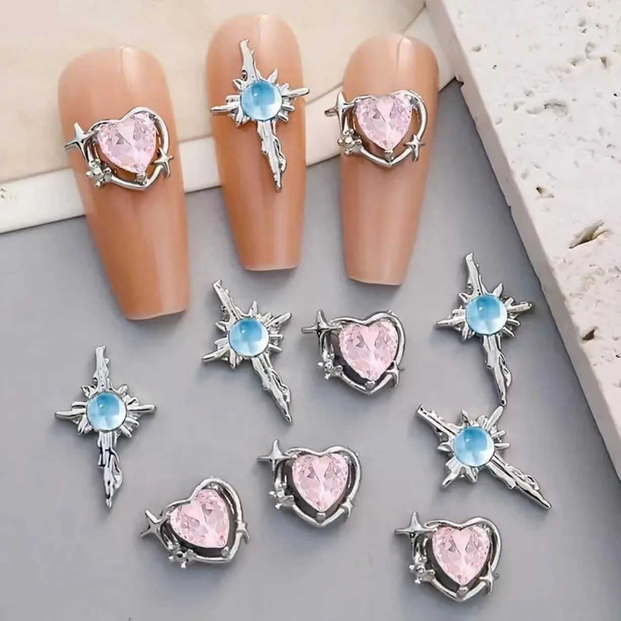 10PCS 3D Luxury Alloy Moon Stars Nail Art Charms Supplies Asterism Starlight Accessories Parts Nails Decoration Product Material