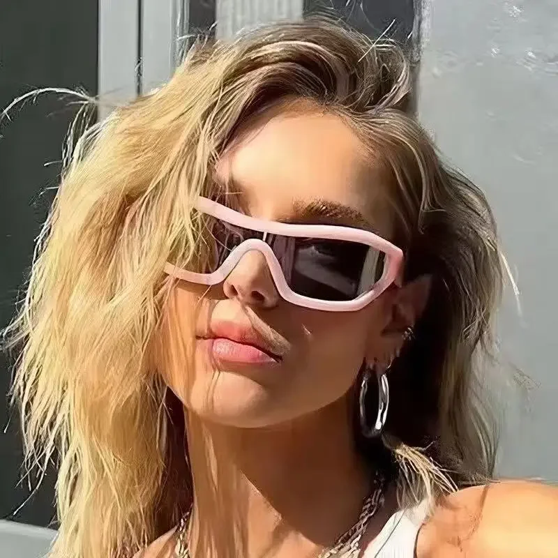 

Cyberpunk Futuristic Jelly Pink Large Frame Sunglasses Men And Women Outdoor Skiing Cycling Glasses Y2k Sunglasses 7797