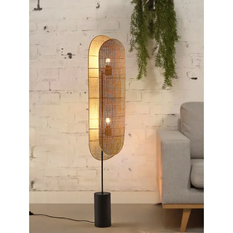 Japanese-style wabi-sabi wind rattan floor lamp antique bedroom bedside decoration American retro
