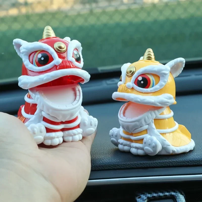 Chinese Lion Dance Styling Car Ornaments Solar Energy Noddin Pendant Auto Implied to attract wealth treasure Lucky Pendant