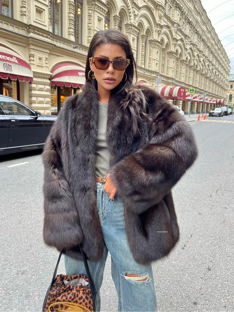 معطف فرو بني متوسط الطول للنساء مع زر مخفي فضفاض أنيق ملابس خارجية 2025 معطف أنيق للمكتب للسيدات للتنقل جديد
