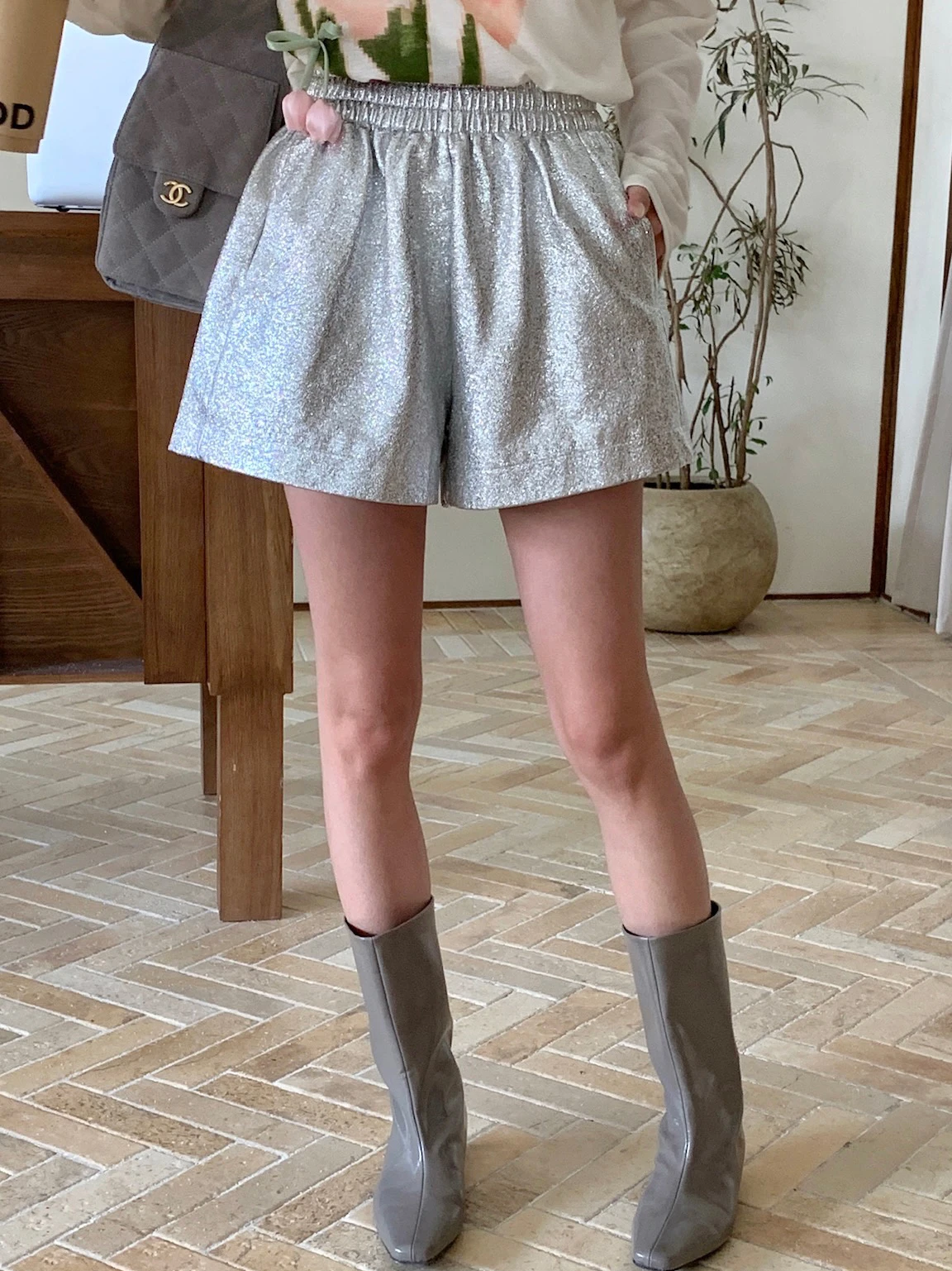 

ISNI Серебристые шорты из искусственной кожи с высокой талией, широкими штанинами, повседневные, универсальные, стройнящие, женские, модные, новинка, удобные, хлопковые