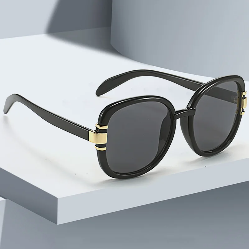 New In 2025 Sunglasses for Women Modern Fashion Purple Orange Gradient Decorative Glasses Transparent Plastic Frame Metal
