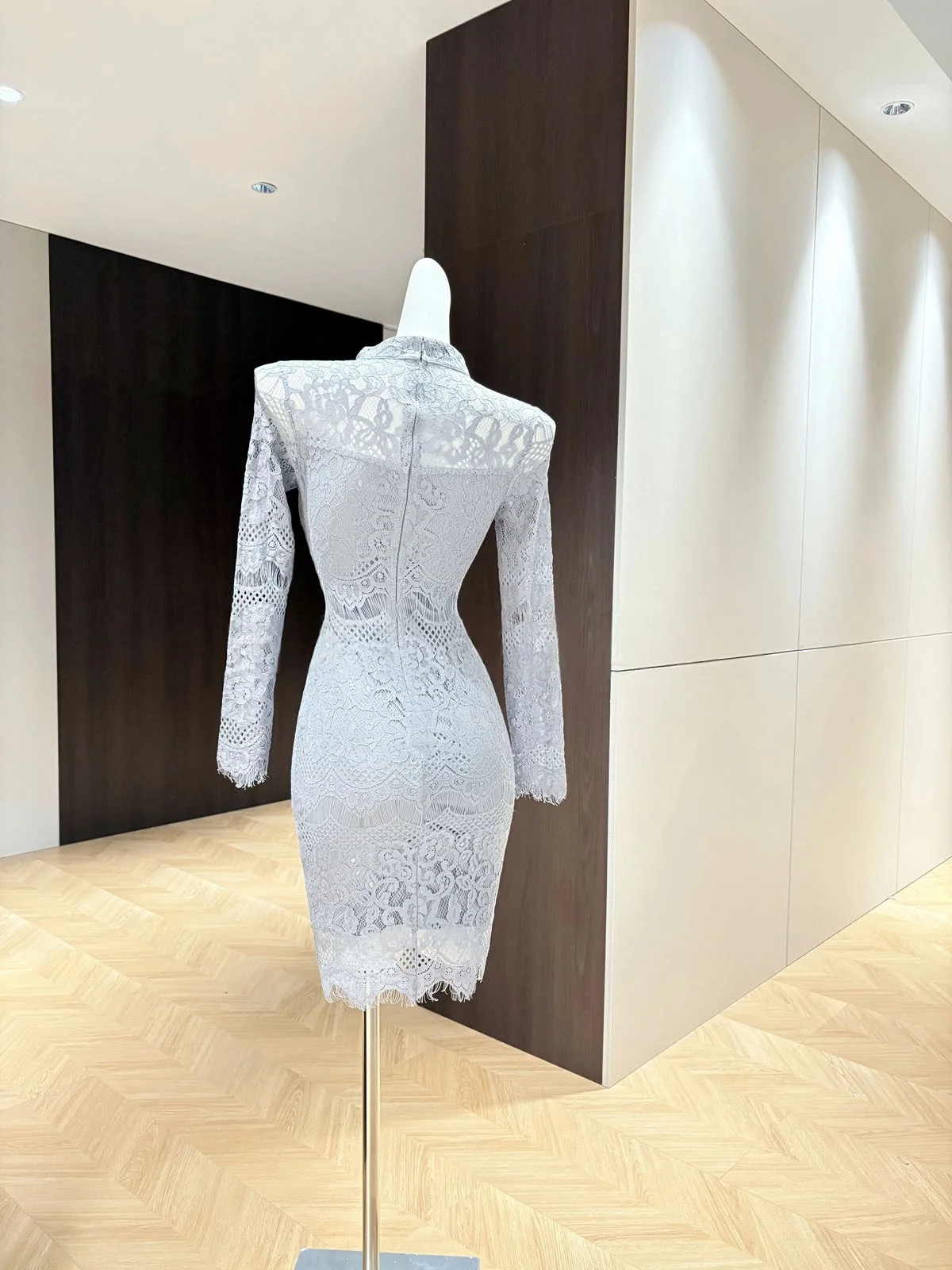 Hohe Qualität Elegante Temperament Abnehmen Cocktail Spitze Kleid Sexy Lange Ärmeln Geburtstag Promi Bodycon Party Kleider Vestido