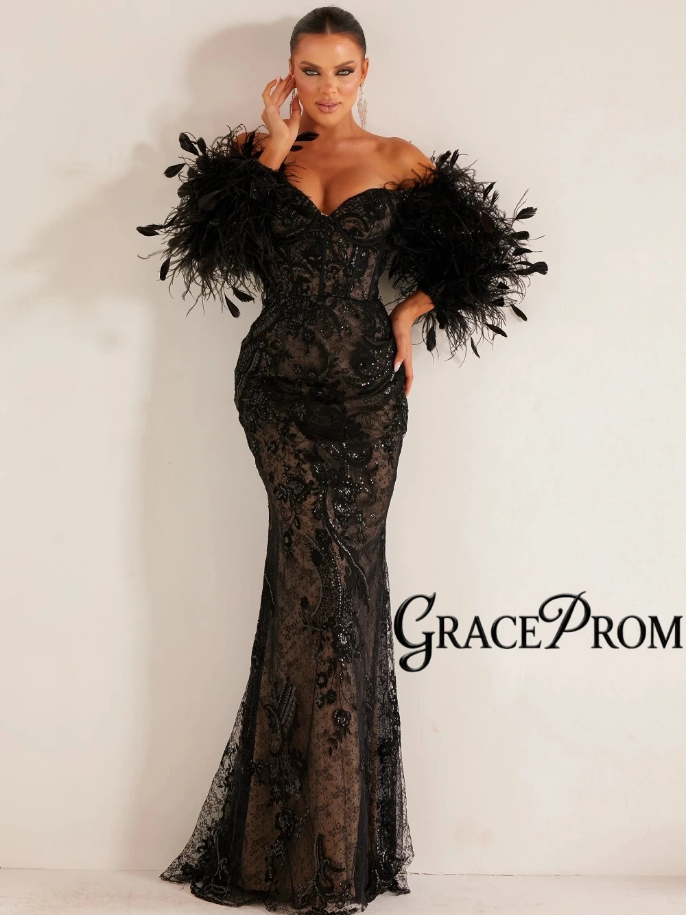 

Сексуальное черное платье для выпускного вечера с открытыми плечами, украшенное перьями, кружевными бусинами, облегающее вечернее платье русалки для коктейльной вечеринки по индивидуальному заказу