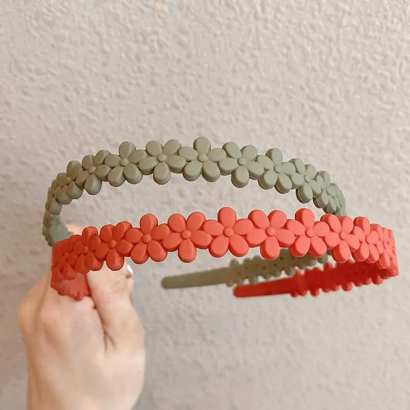 

Thin Flower Headband Non-Slip Toothed Design Solid Color Comfortable Hair Band for Women Girls Hair Accessory