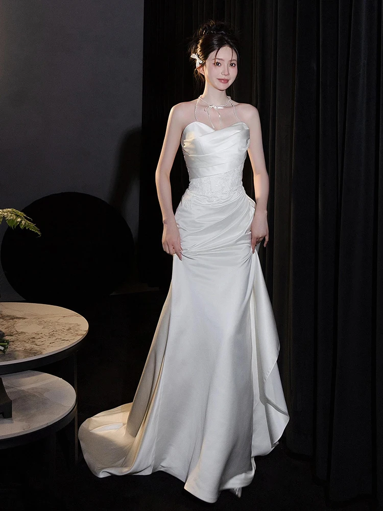 

Шелковое атласное легкое свадебное платье 2026 года, новое, без бретелек, класса люкс, простое, в лесном стиле, на заказ, с шлейфом, фасон «рыбий хвост»