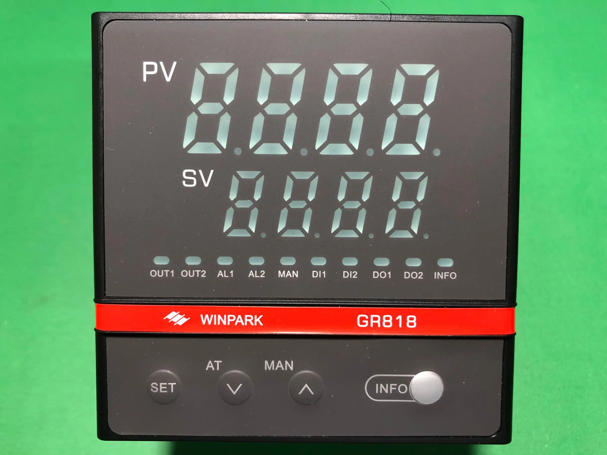 

GR818-ET12100 Changzhou Huibang temperature controller WINPARK Huibang temperature controller GR818-ET12000