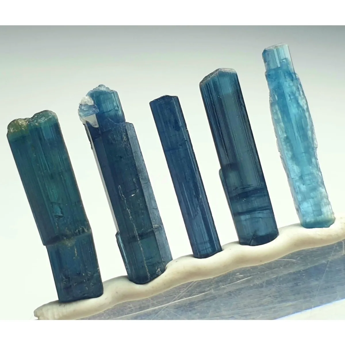 Brazilian Elbaite Crystals, 10g 5-15mm Natural Tones, Display Box for DIY Craft & Crystal Collector Gift