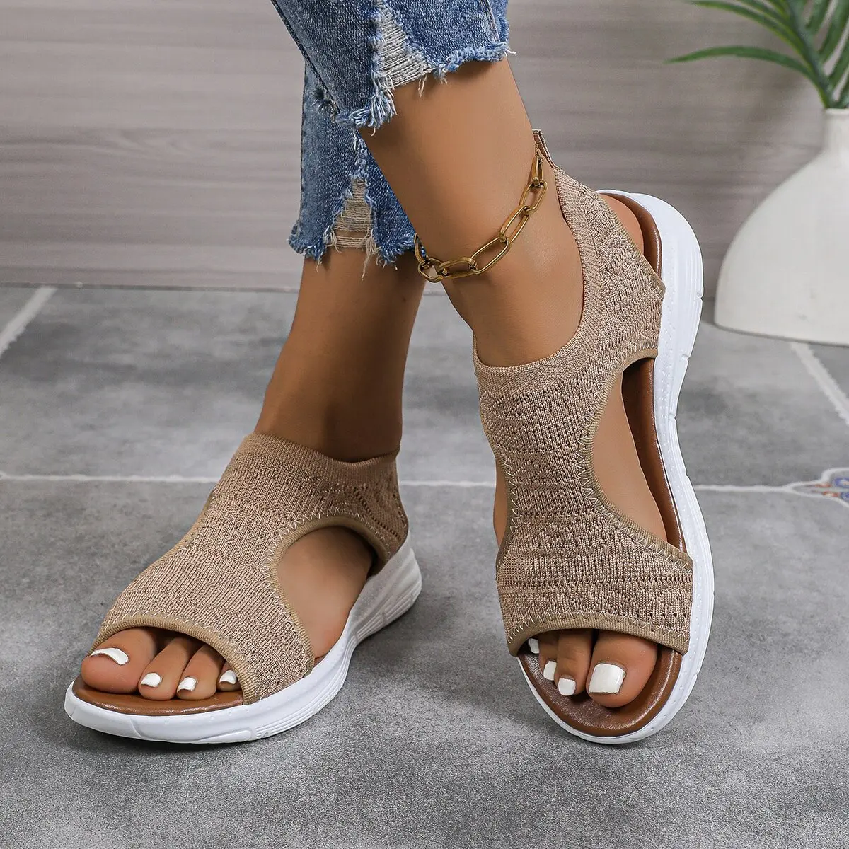 

Fashionable New Style Elegant Mesh Wedge Heel Sandals Summer Round Toe Comfortable Anti Slip Fish Mouth Casual Sandals