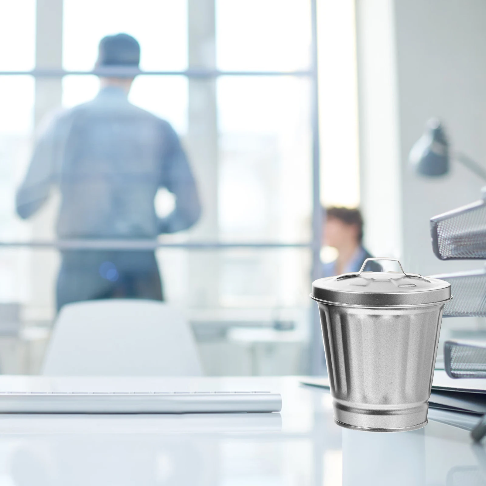 

2pcs Mini Trash Can Metal Waste Container Simple Home Decor Storage Jar DesktopTrash Can Waste Paper Bucket