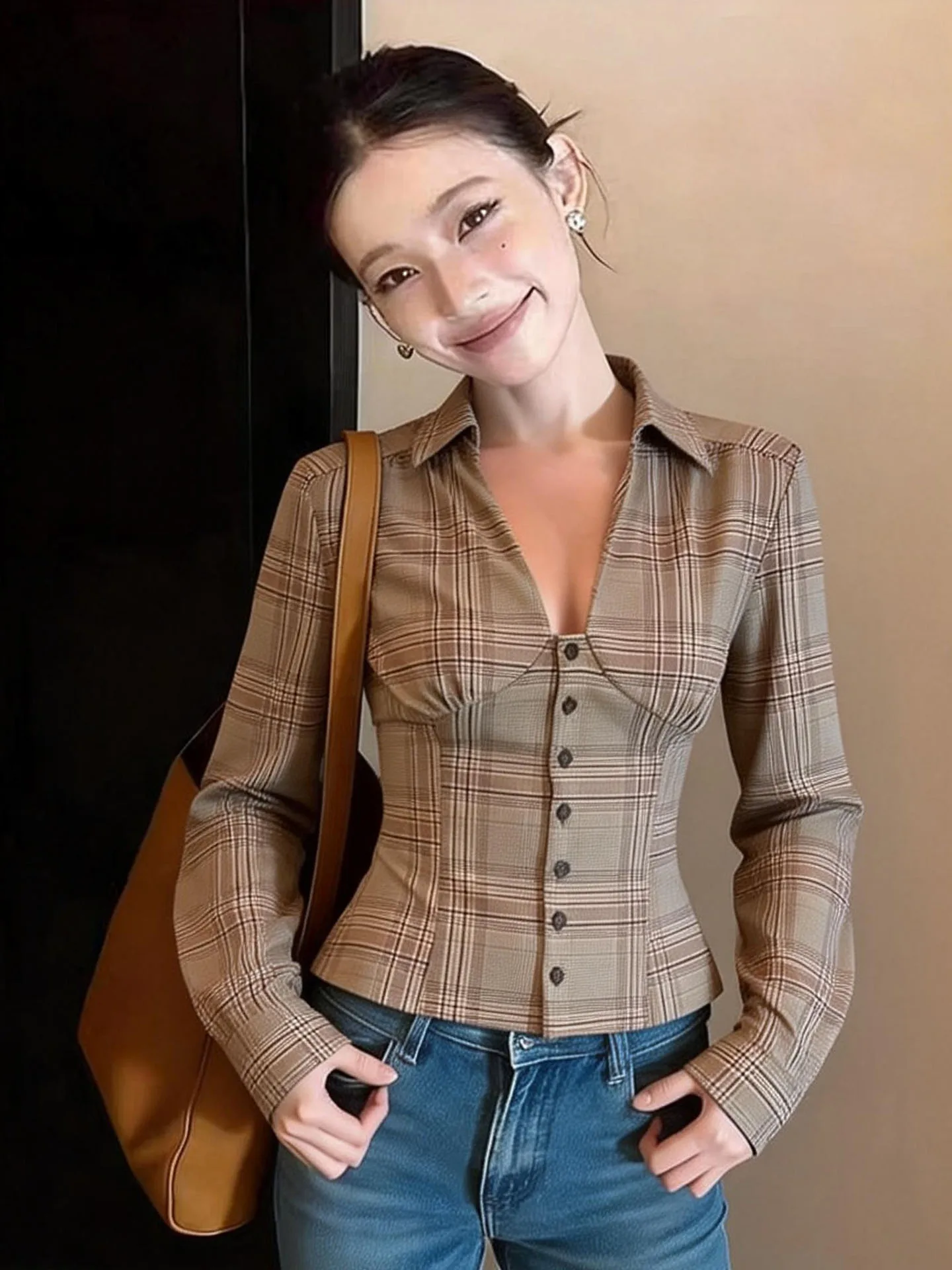 

Retro Sle Plaid Waist-Cinching Long Sve Women's irt Slim Fit Faionable Spring 2026 New Arrival Ele Top