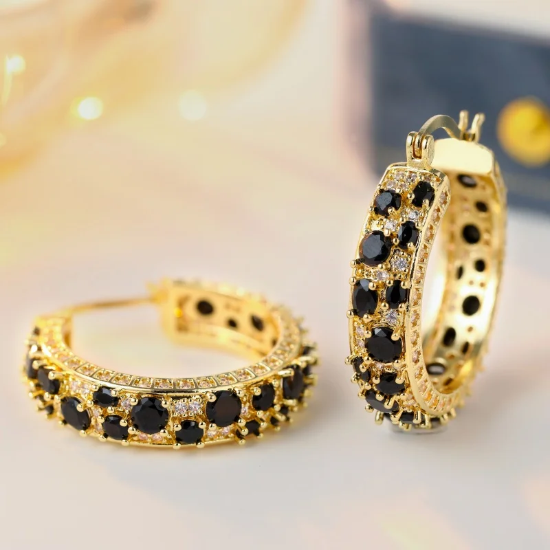 Wunderschöne Eingelegte Weiß-Schwarze CZ-Creolen Damenohrringe Trendige Goldfarbene Geometrische Alltags- und Partyschmuck Jubiläumsgeschenk – Detail 4