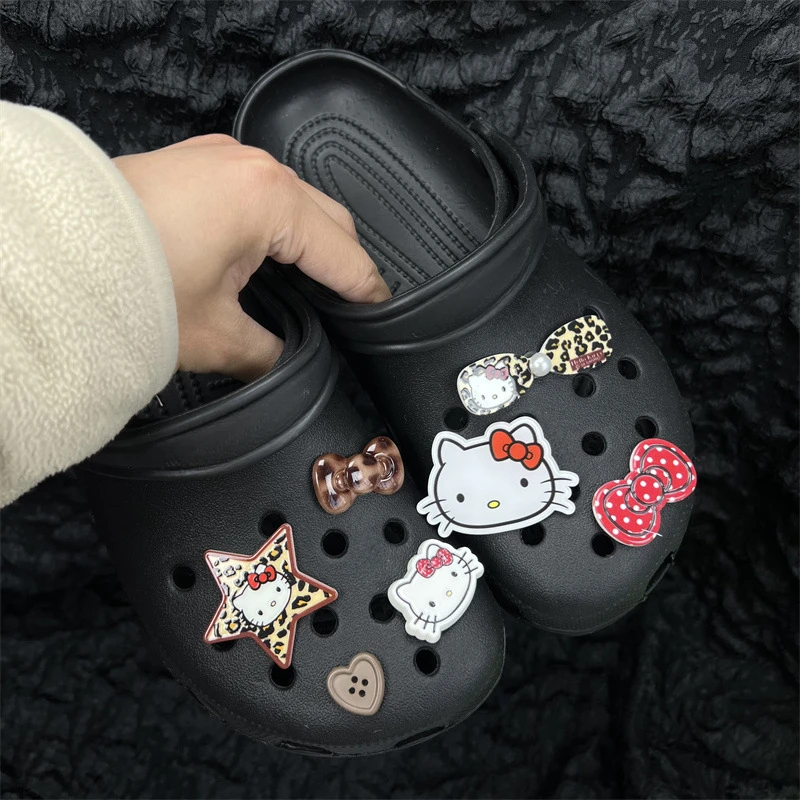 

MINISO Hello Kitty Cat Shoe Charms Set Leopard Bowknot Star DIY Detachable Sandals Decorate Accessories Party Gifts Favors