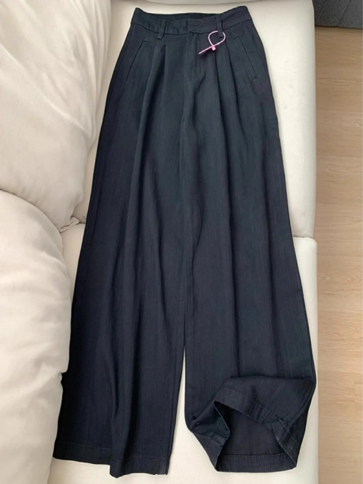 

Черные широкие джинсы, женские свободные плиссированные текстурированные джинсовые брюки, осень-зима, новые утягивающие драпированные брюки, большие размеры