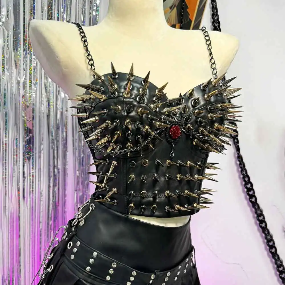 Camisola de cuero PU Chian Grunge Vintage DIY Y2K Halter TOPS Emo gótico E-Girls Spike tachonado remache Punk Rock Harajuku