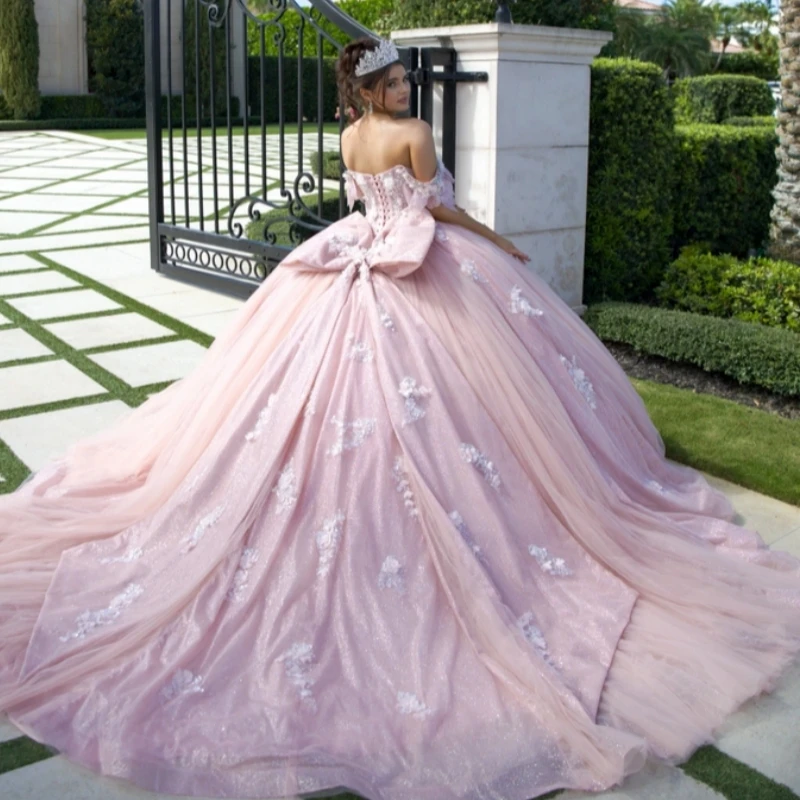 

Light Pink Shiny Ball Gown Quinceanera Dresses Off The Shoulder Applique Flower Beads Bow Tull Party Birthday Sweet 16 Dress Ves
