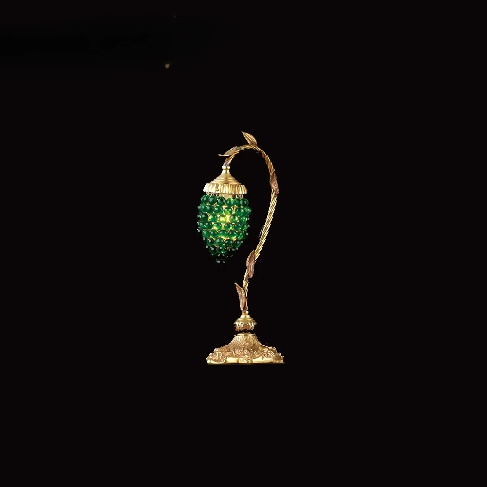 Exquisite desk lamp Bronze finish Decoration Luxury style Creative pastoral Perfect vintage suitable desk lamp