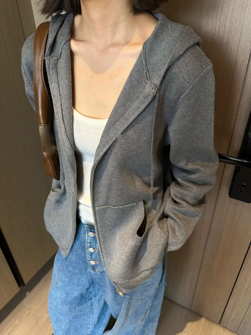 2024 Autumn/Winter New Women's Cardigan Fashion Exquisite College Vitality Youth Cashmere Wool Knitted Hoodie Hat