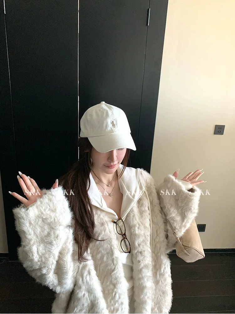 

Женская меховая верхняя одежда с длинными рукавами, осенне-зимняя женская высококачественная куртка из искусственного меха с воротником-стойкой, корейская женская модная плюшевая куртка