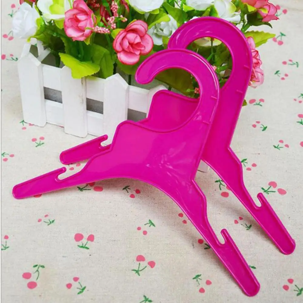 

Space Saving Non-slip for Multi-sizes Pet Clothes Storage Plastic Clothing Rack Dog Accessories Dog Clothes Hanger Pet Product