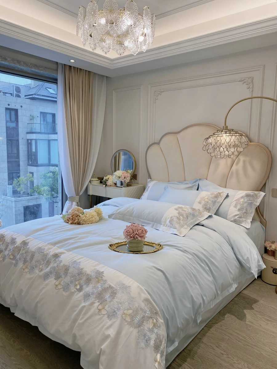 

Customizable long-staple cotton four-piece flower embroidered quilt cover bed linen bedding