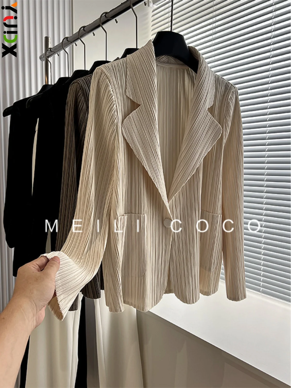 YUDX Miyake Solid Color Pleated Women's Casual Suits 2024 Fall New Fashion Versatile One-button Slim Lapel Coat