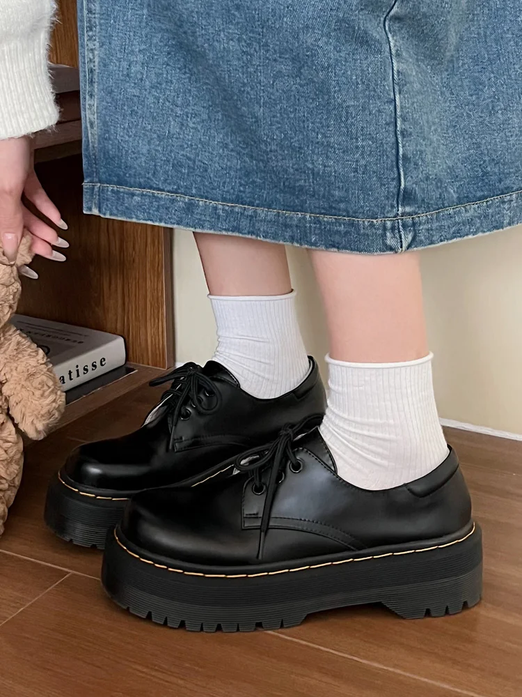 Buty kobieta 2022 brytyjskie chodaki platforma wszystkie mecze oksfordzie obuwie damskie jesień okrągłe Toe nowe Retro Preppy Creepers Leath